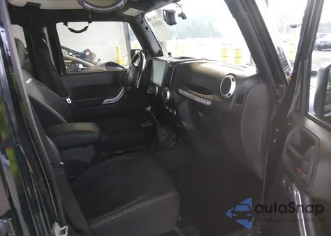 2014 Jeep Wrangler Unlimited Rubicon z USA, uszkodzony, nr VIN 1C4BJWFG1EL285990